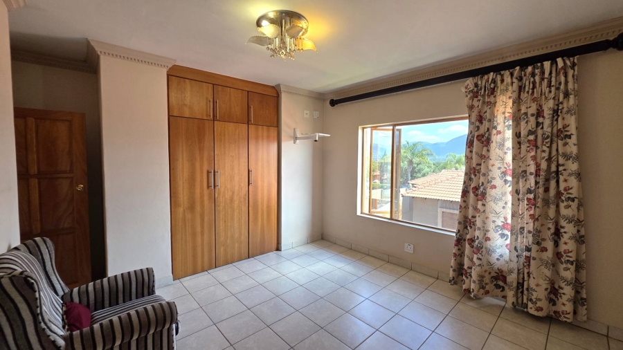 4 Bedroom Property for Sale in Ifafi North West